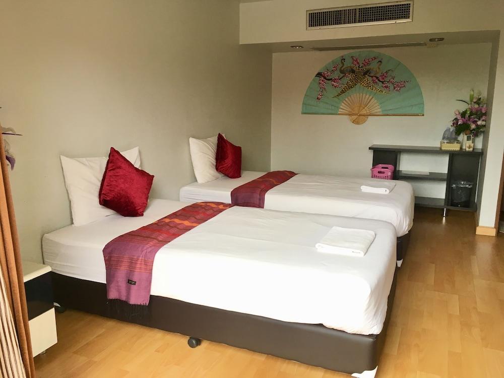 Miracle Boutique Chiangmai Hotel Chiang Mai Ngoại thất bức ảnh